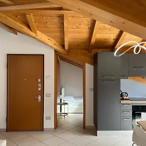 La Fossola - Vicino Al Bernina Express Apartamento