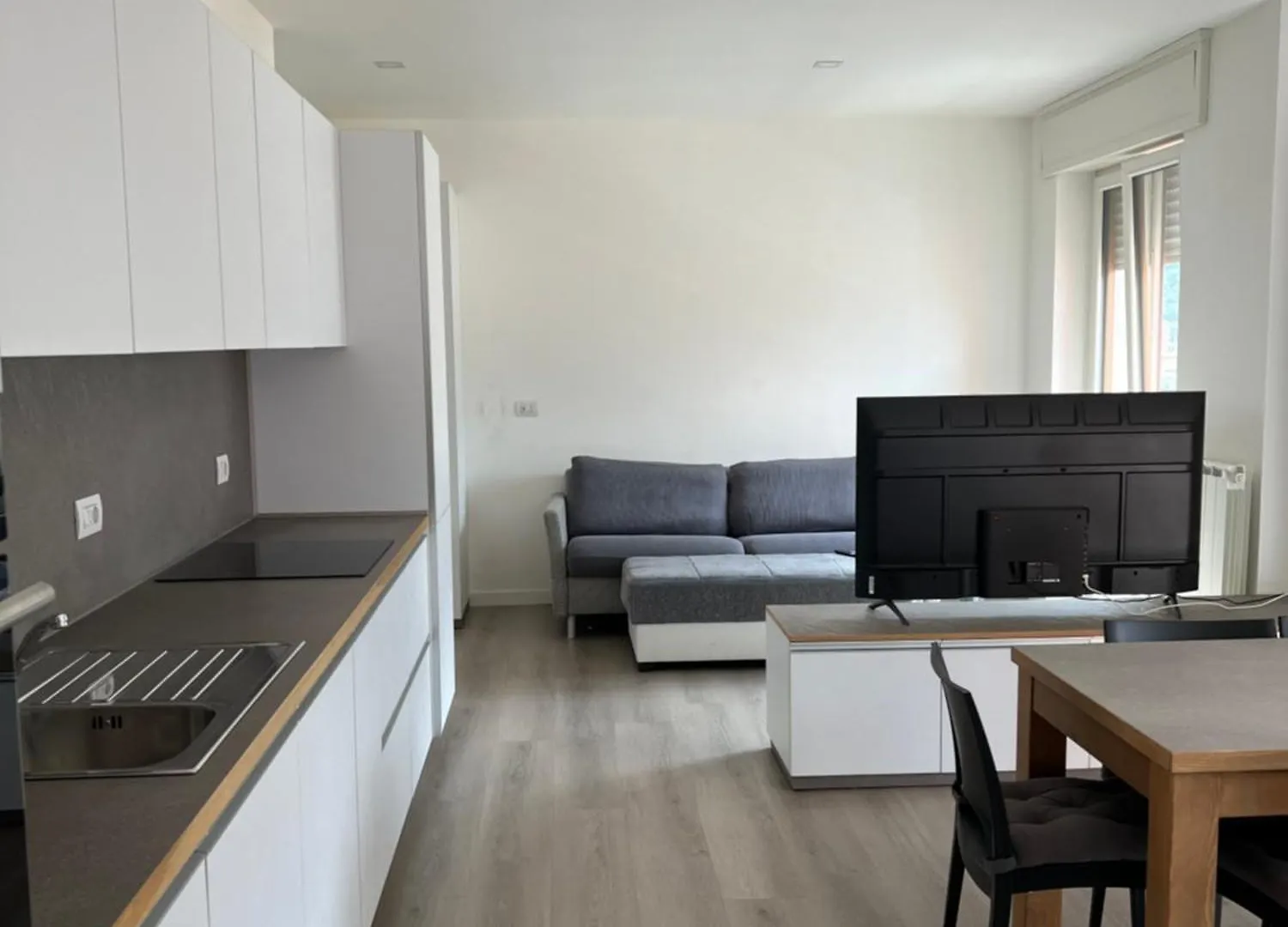 Dreamers Apartment Tirano